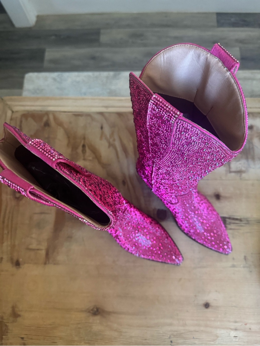 Women's Pink Crystal Embellished Western Boots - Picture 3 of 7